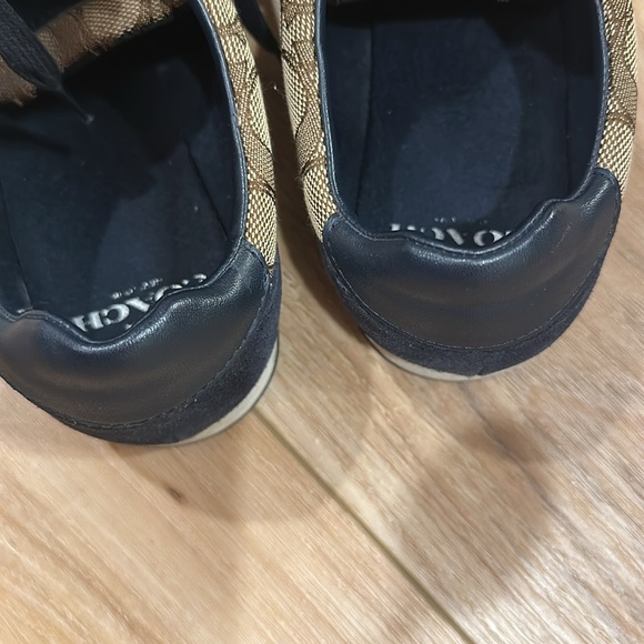 Coach Woman’s Navy and Brown Sneakers - Picture 9 of 9